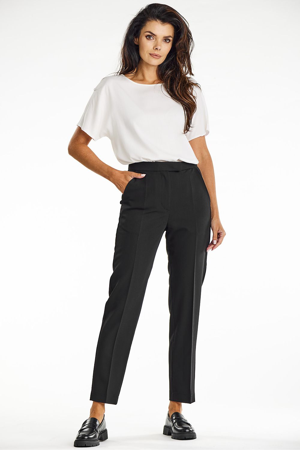 Women trousers model 200570 awama