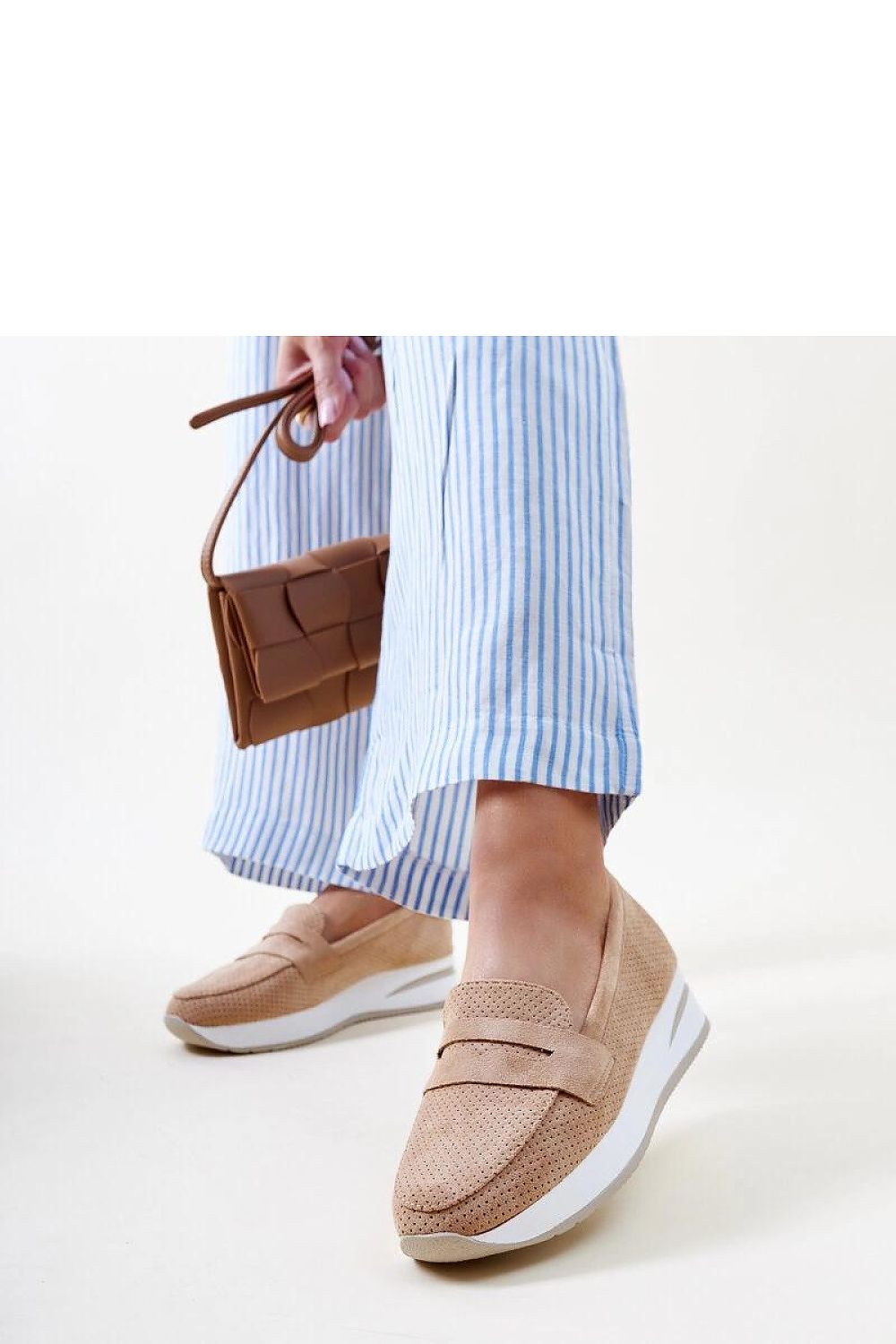 Half shoes model 206457 Solea