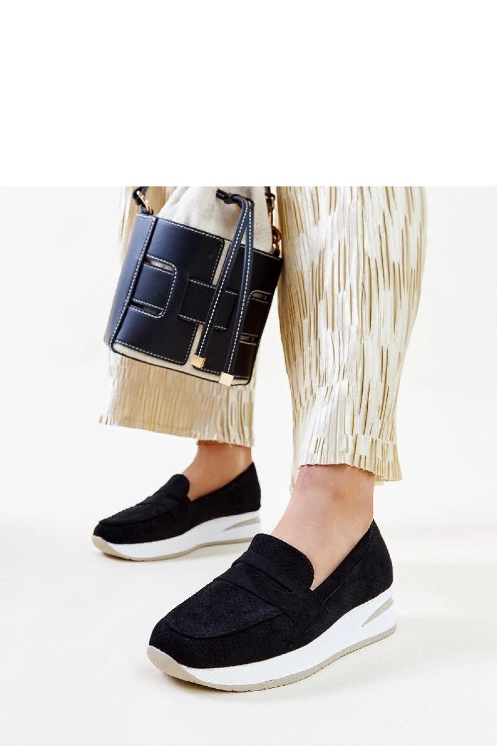 Half shoes model 206458 Solea