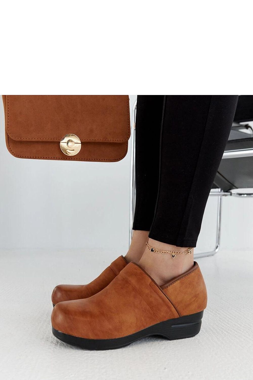 Half shoes model 206479 Solea