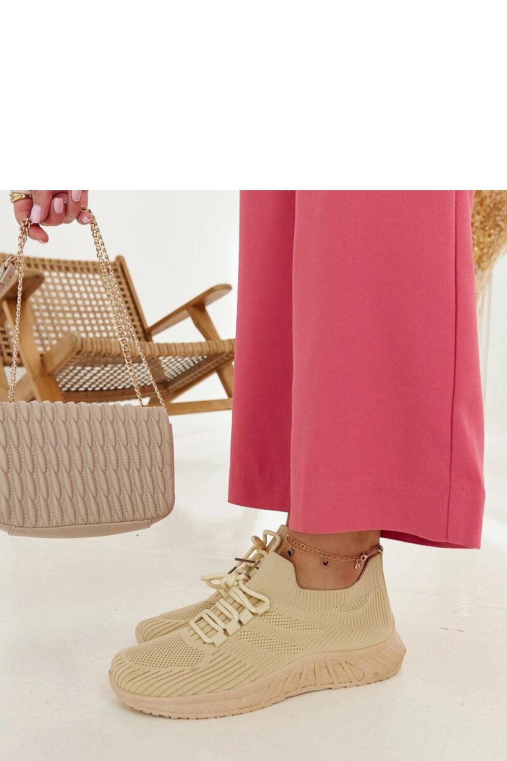 Sneakers model 207524 Solea