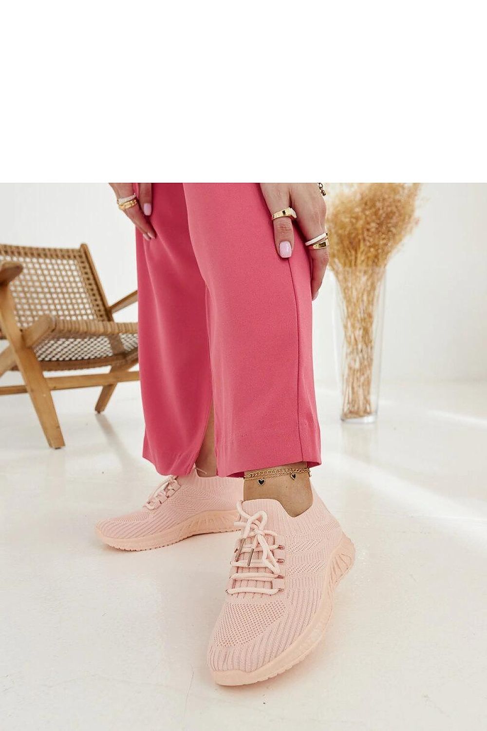 Sneakers model 207526 Solea