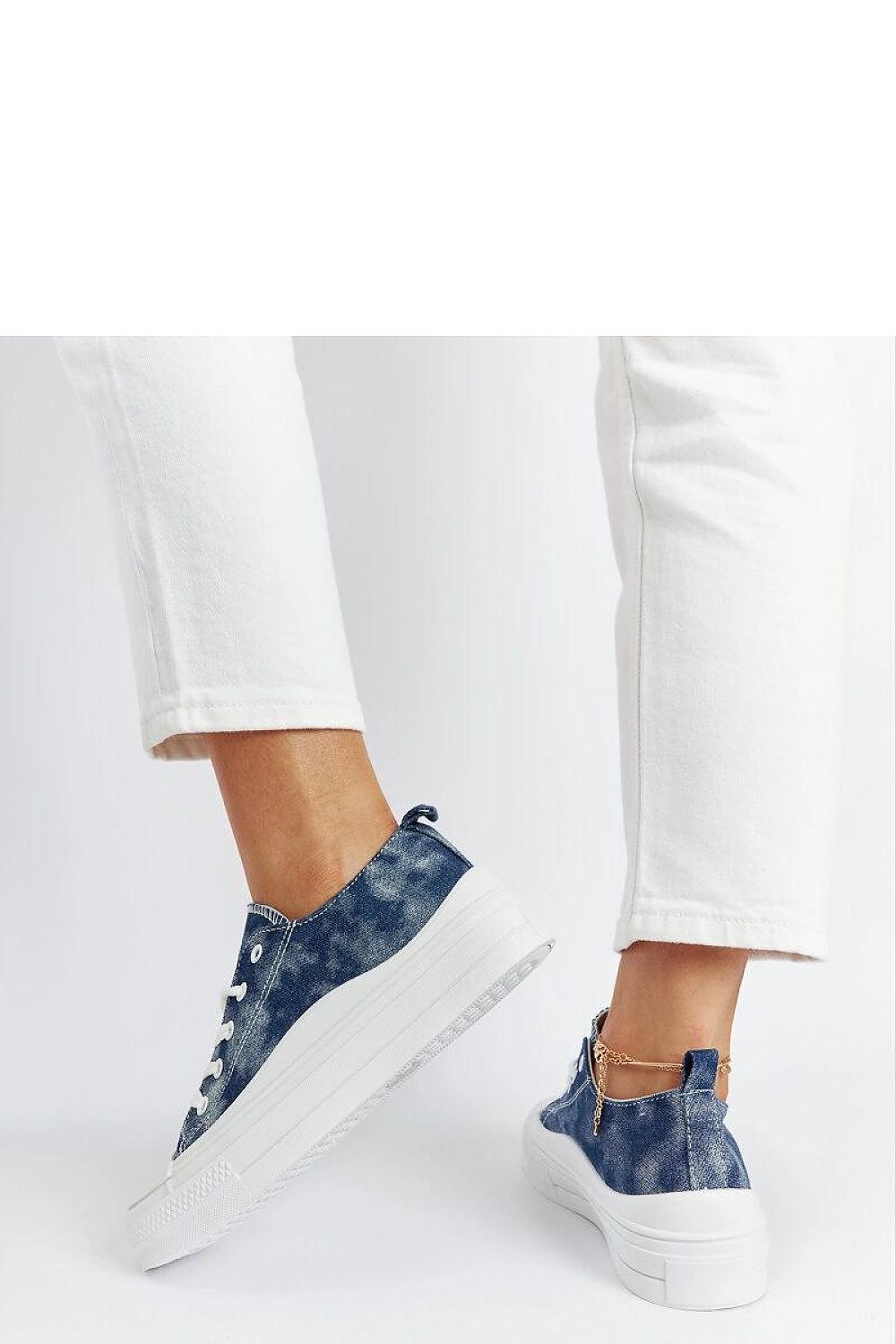 Sneakers model 207545 Solea