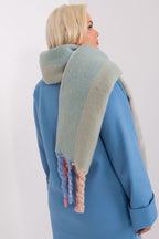  Shawl model 190555 AT 
