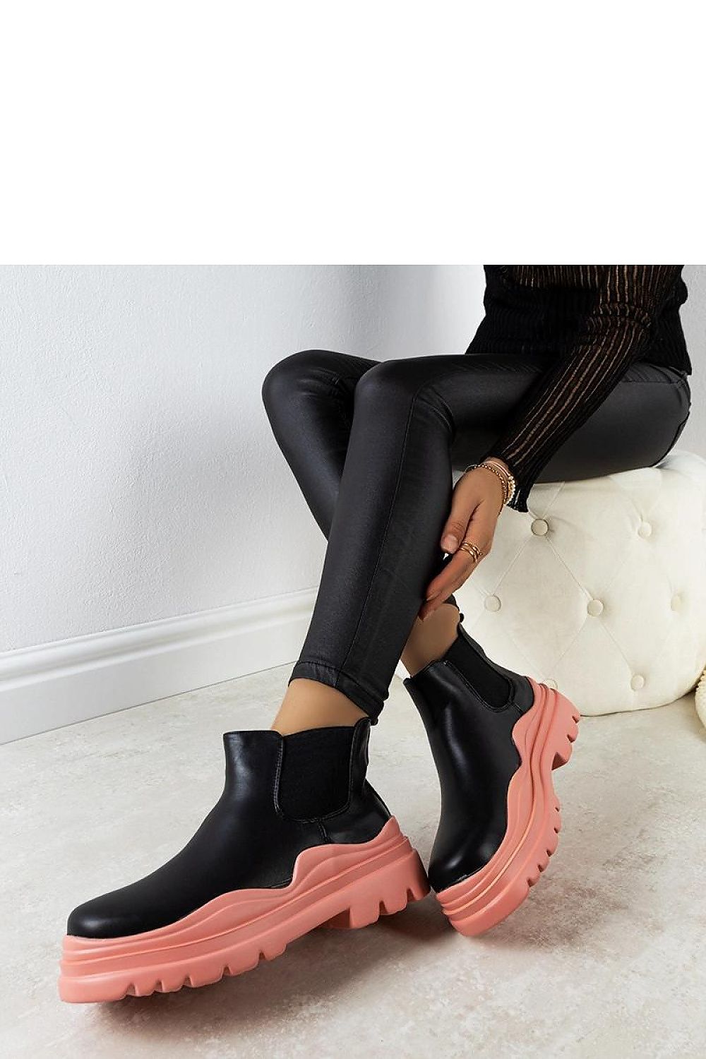  Boots model 205895 Solea 