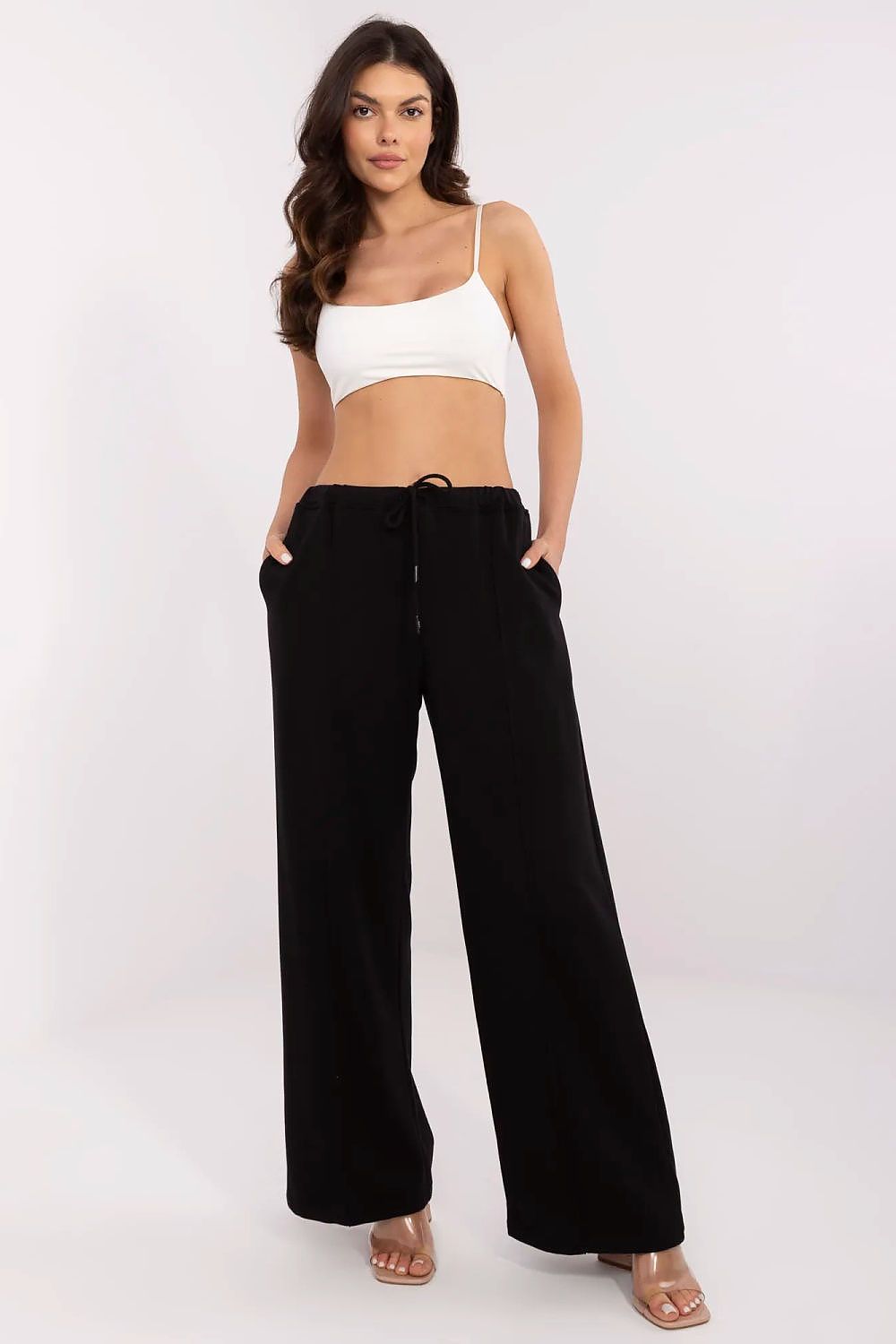 Tracksuit trousers model 210619 Relevance 