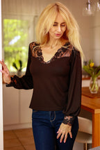  Blouse model 214183 Mirale 