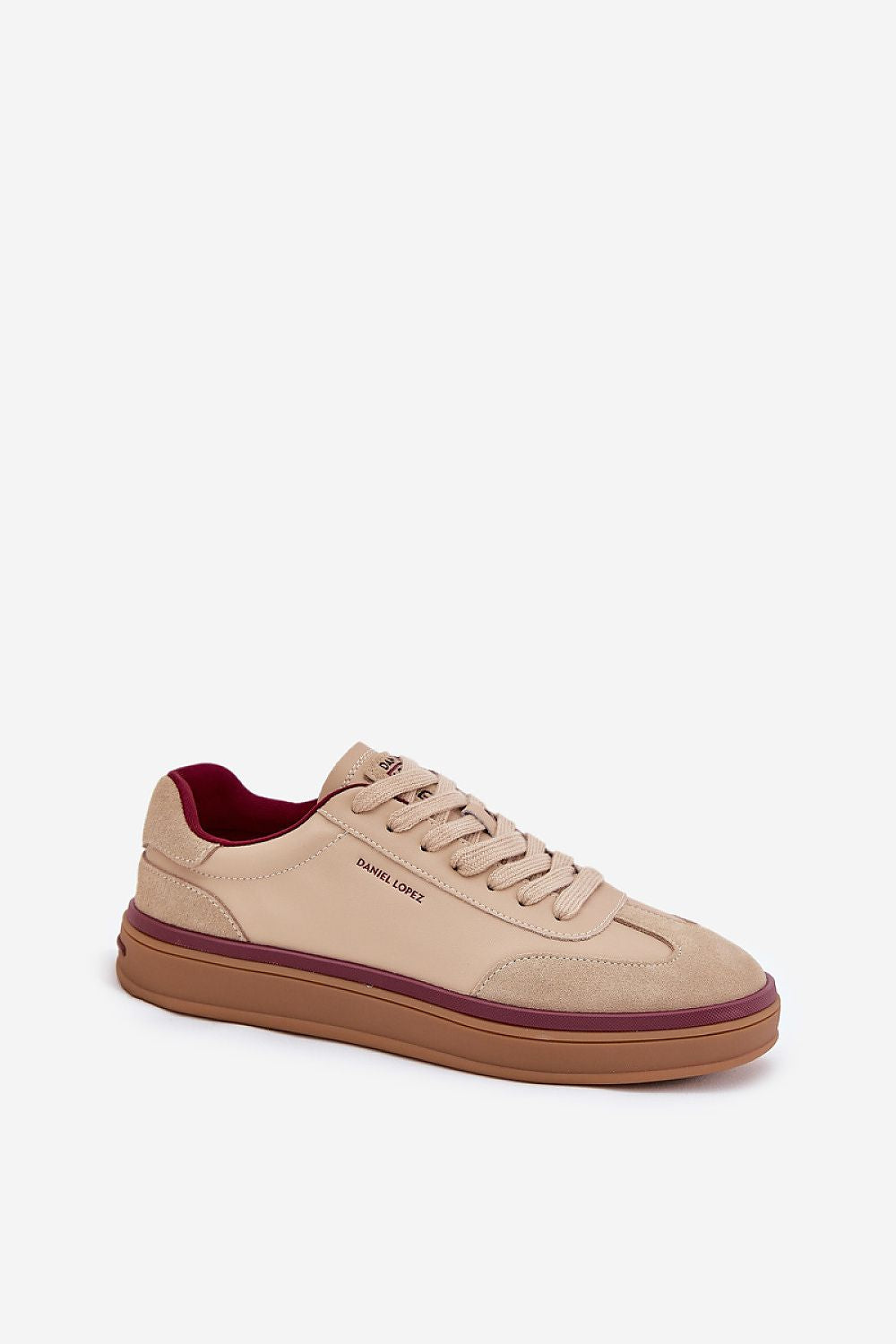  Sport Shoes model 215480 Step in style 