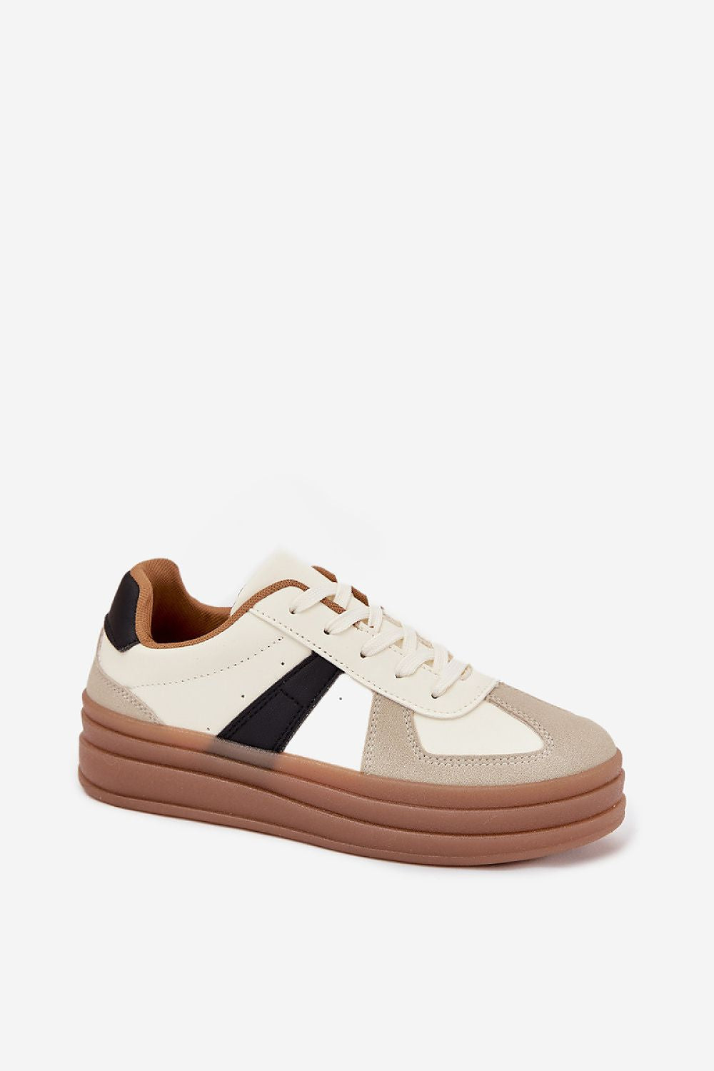  Sport Shoes model 216421 Step in style 