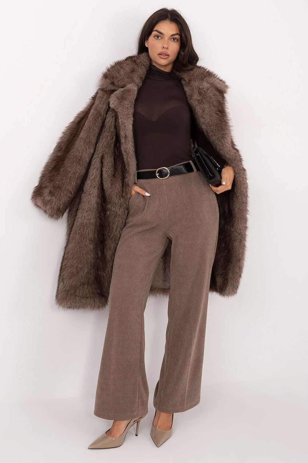  Women trousers model 220751 Italy Moda 