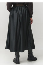  Skirt model 220783 Makadamia 