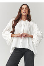  Shirt model 221047 Makadamia 