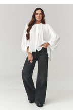  Shirt model 221047 Makadamia 