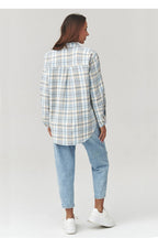  Long sleeve shirt model 223229 Makadamia 