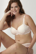  Padded bra model 229312 Triumph 