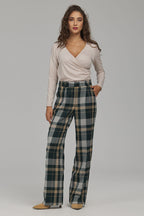  Women trousers model 231342 Nife 