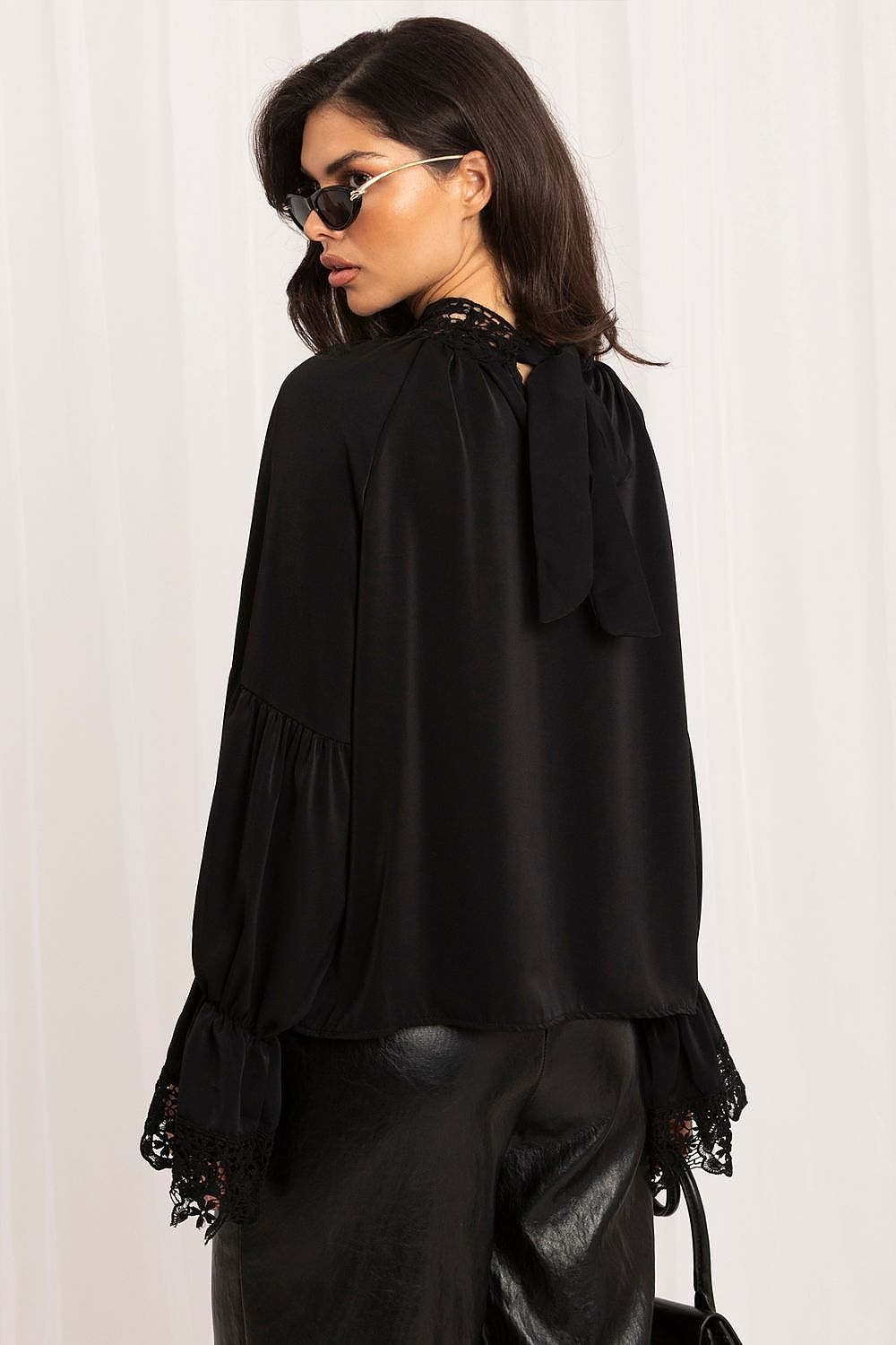  Blouse model 232750 Italy Moda 