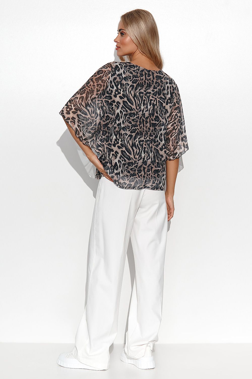  Blouse model 176192 Makadamia 
