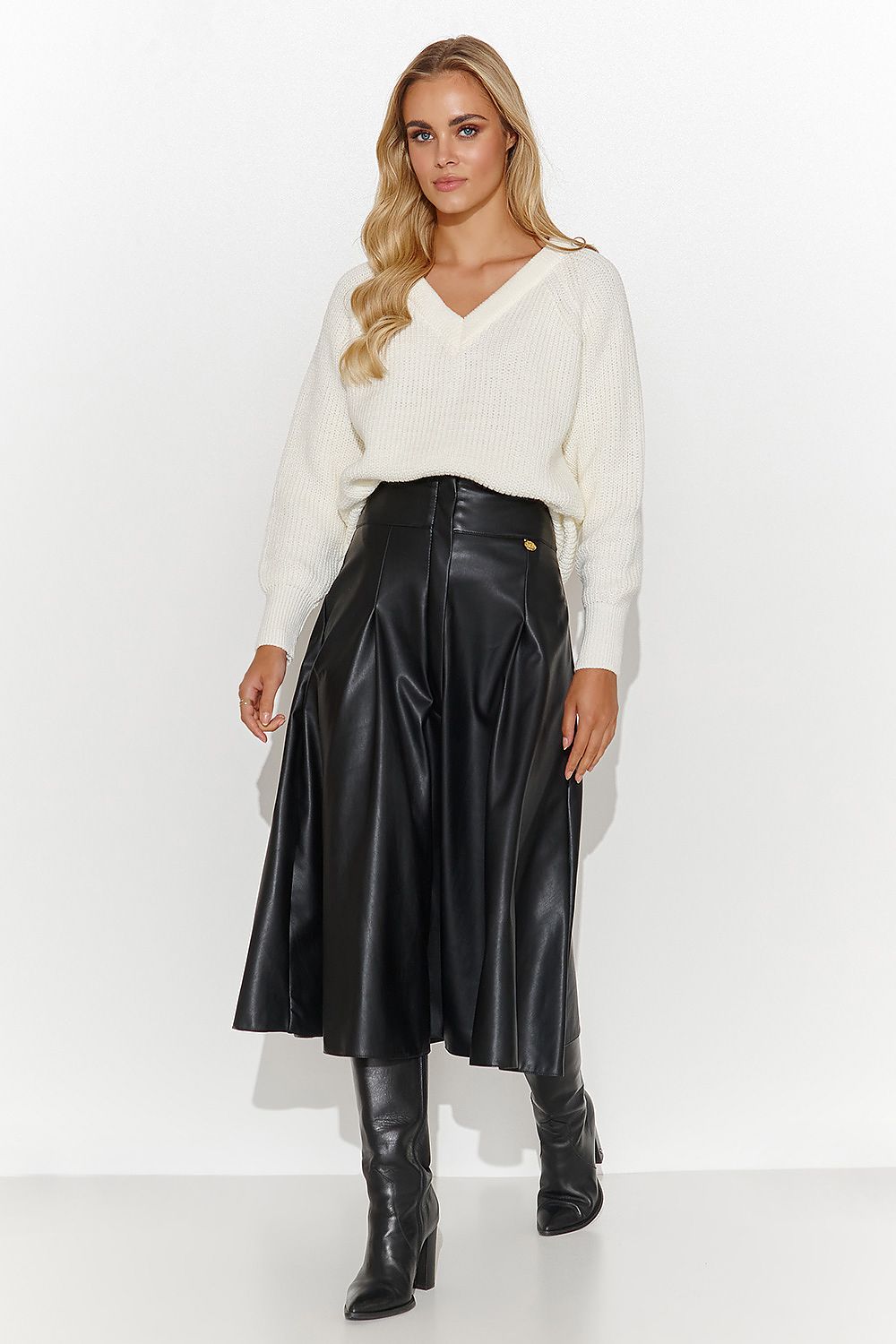  Skirt model 184812 Makadamia 